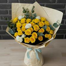 Букет цветов из:  Розы в Чапаевске