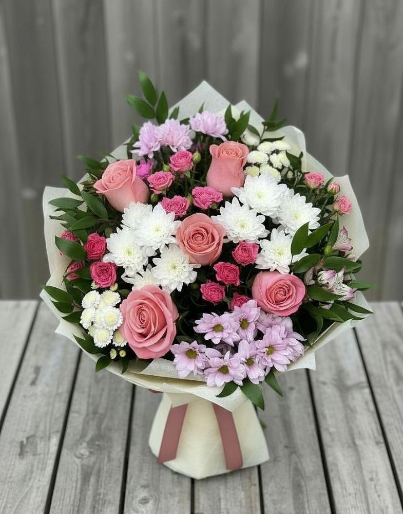 Букет цветов из: Альстромерии, Гвоздики, Розы и Хризантемы в Чапаевске