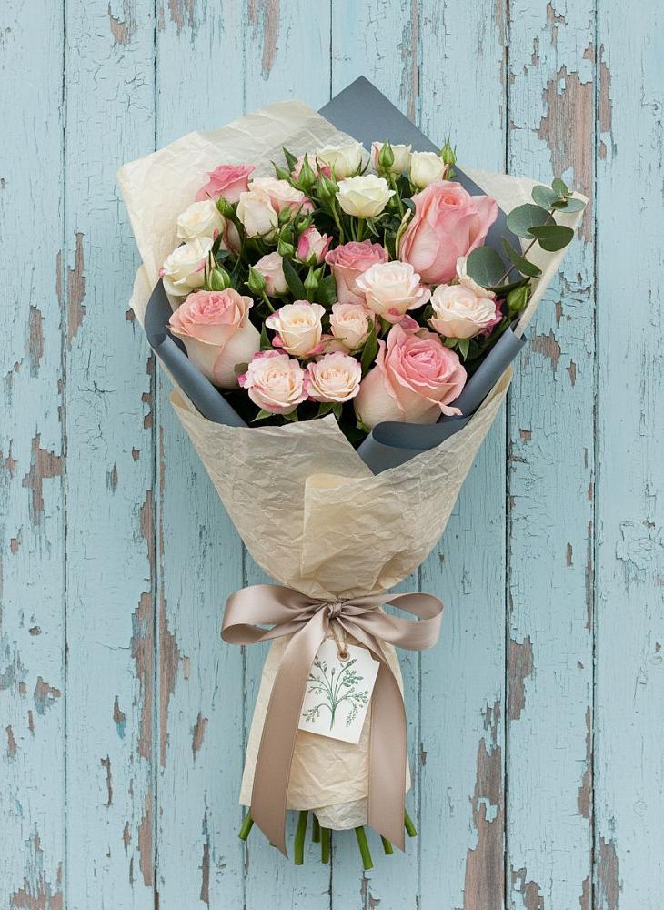 Букет цветов из: Розы в Чапаевске