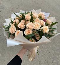 Букет Кремовые розы Латте в Чапаевске