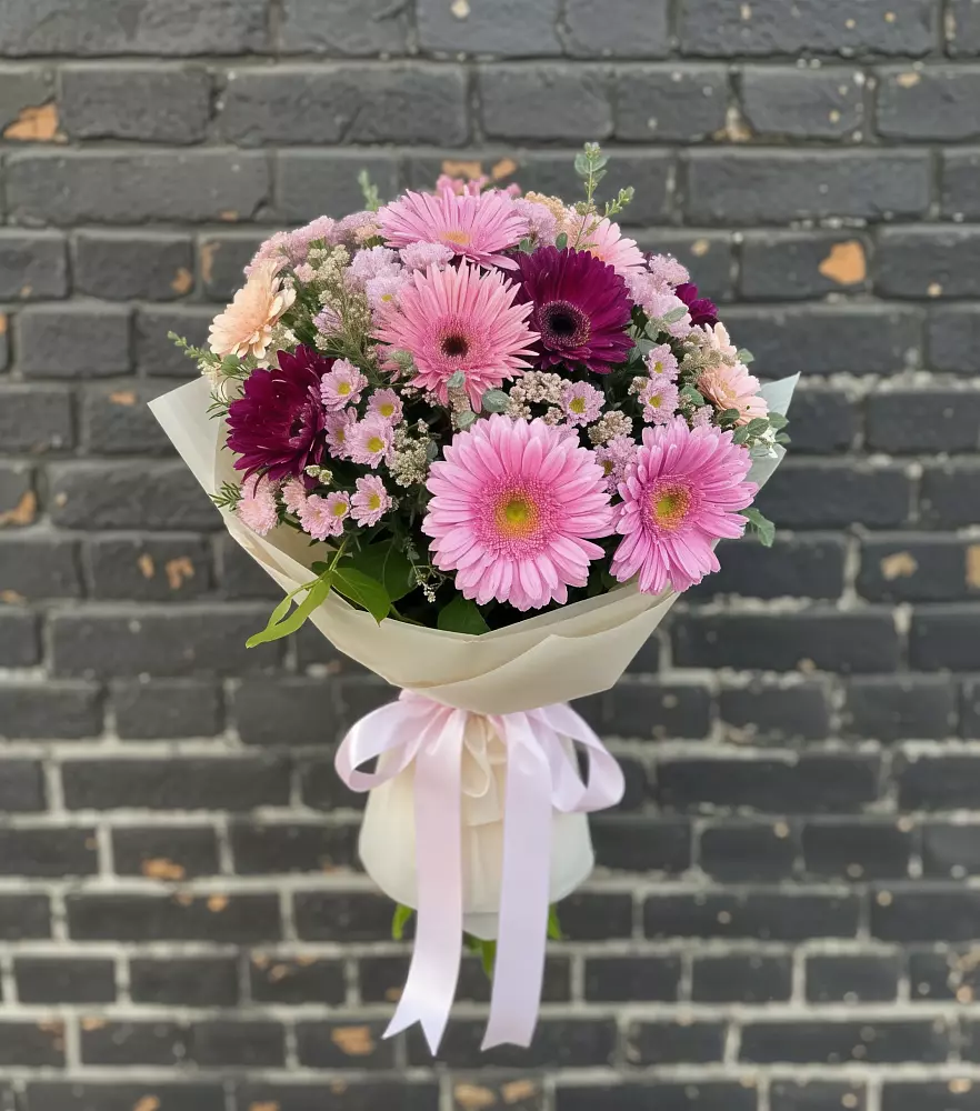 Букет цветов из: Герберы и Хризантемы в Чапаевске