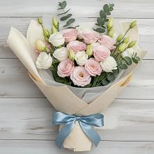 Букет цветов из:  Лизиантусы #REPLACE_PRED# Чапаевске