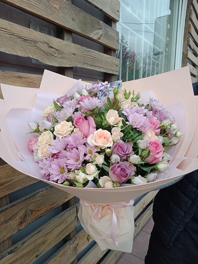 Букет цветов из: Розы и Хризантемы в Чапаевске