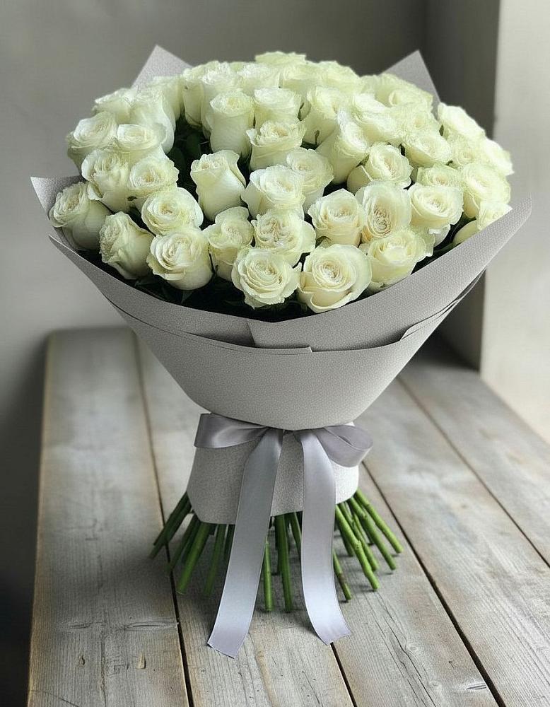 Букет 35 Белых роз в Чапаевске
