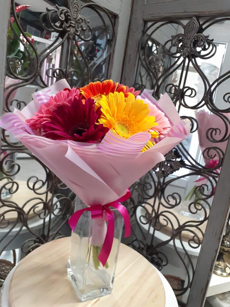 Букет цветов из: Герберы в Чапаевске