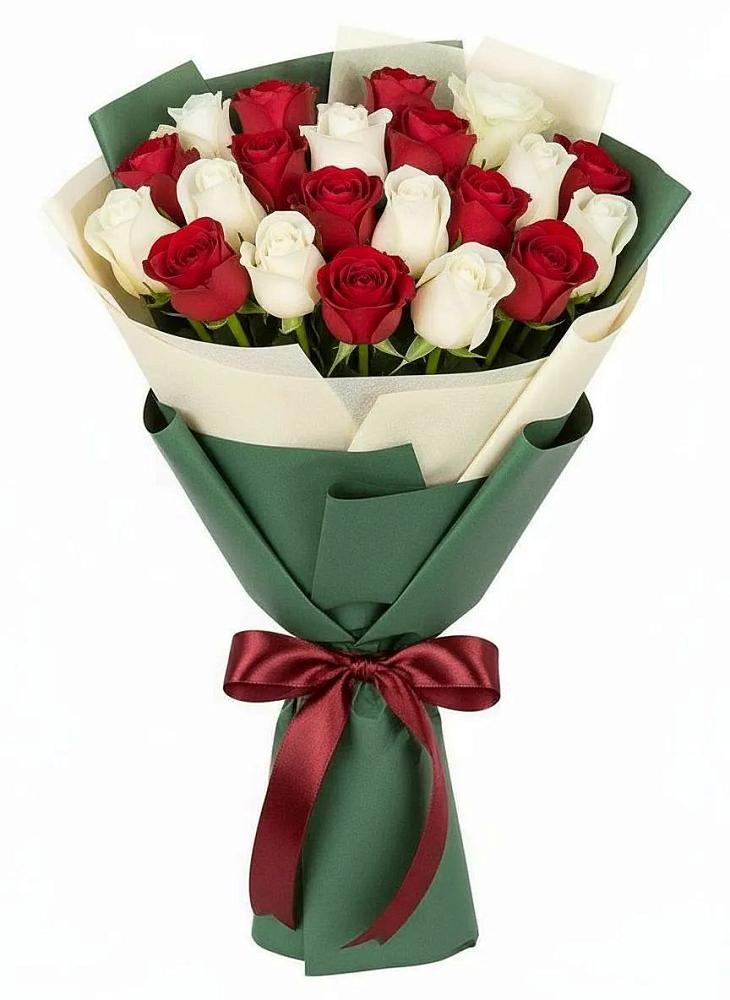 Букет Микс из красных и белых роз в Чапаевске