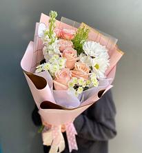 Букет цветов из:  Хризантемы и Розы в Чапаевске