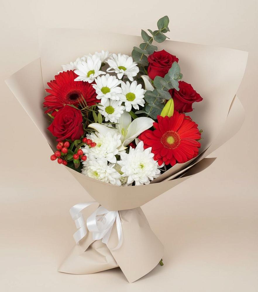 Букет цветов из: Розы, Хризантемы, Герберы и Лилии в Чапаевске