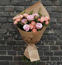 Букет цветов из:  Розы в Чапаевске