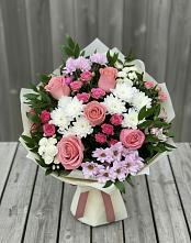 Букет цветов из:  Альстромерии, Гвоздики, Розы и Хризантемы в Чапаевске