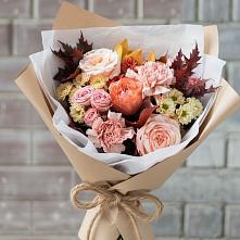 Букет цветов из:  Гвоздики, Хризантемы и Розы в Чапаевске