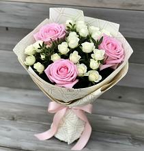 Букет цветов из:  Розы в Чапаевске