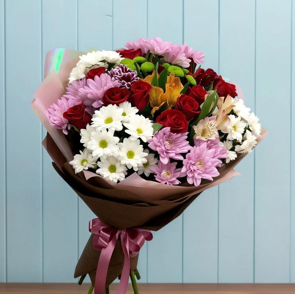 Букет цветов из: Розы, Хризантемы и Альстромерии в Чапаевске